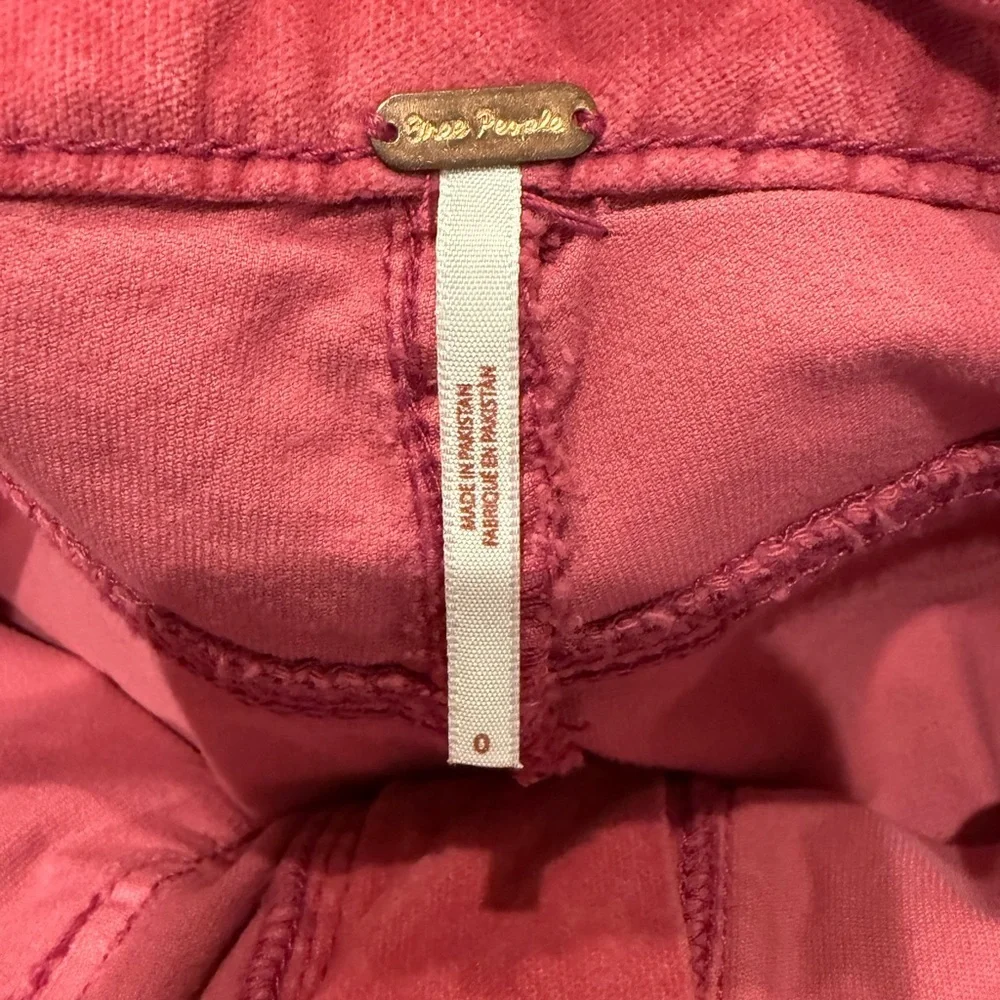 Free People High Time Velvet Kick Flare Pants in Pink Verry Berry size 0 - Picture 5 of 6